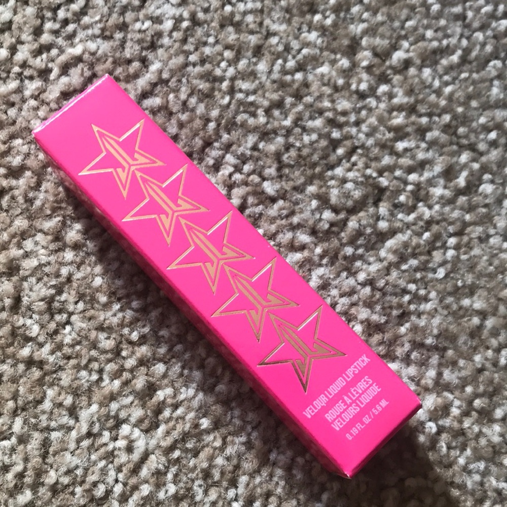 Velour liquid lipstick JS Cosmetics    Androgyny